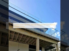 Barandillas de vidrio templado sin marco para balcón de acero inoxidable con diseño de separadores