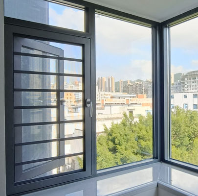 Ventana giratoria de aluminio personalizable con revestimiento en polvo