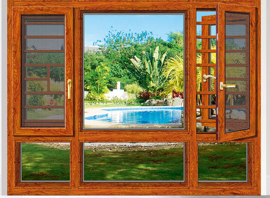 Ventanas de aluminio con protección contra insectos.