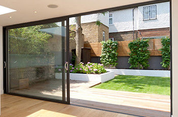 Puertas correderas de aluminio con perfil de aluminio