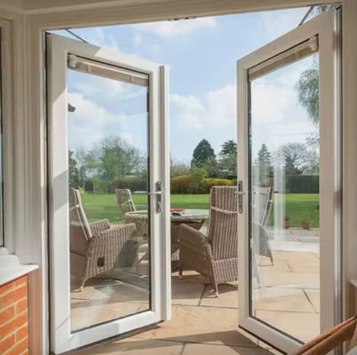 Puerta giratoria de doble casado de aluminio con diseño moderno con vidrio templado