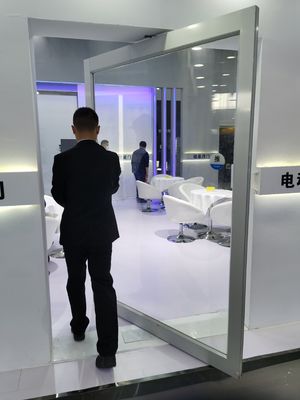 Puerta giratoria de aluminio de marco delgado de vidrio transparente templado Puerta giratoria de entrada