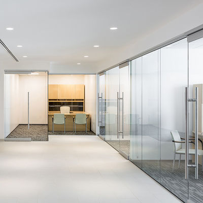 Paredes de vidrio comercial insonorizadas de fácil mantenimiento y limpieza