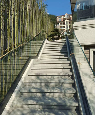 Balaustrada de balcón de vidrio exterior con aluminio en forma de U