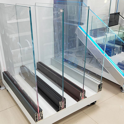 Diseño moderno Balaustrada de vidrio de canal U transparente con vidrio templado