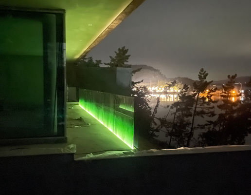 12 mm Escalera sin marco de vidrio Balcón barandilla canal U con luz LED
