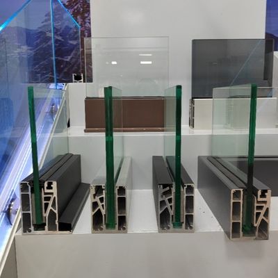Barandillas modernas de vidrio sin marco con vidrio templado de 12-20 mm para uso exterior