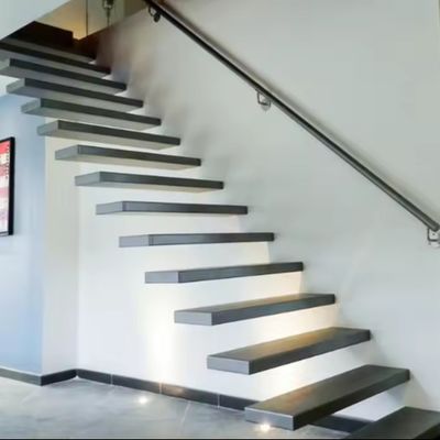 Luz LED automática personalizada Escalera de madera flotante interior con viga de acero inoxidable invisible
