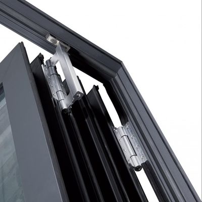 Ventanas plegables de aluminio y vidrio templado en roble dorado para centros de convenciones