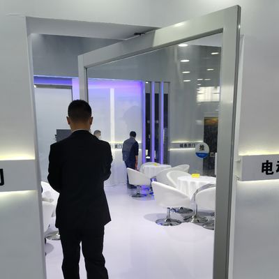 Cuadro de aleación de aluminio de lujo de diseño laminado de vidrio templado puerta de entrada con perno en tamaños personalizados para tipo de vidrio simple y doble