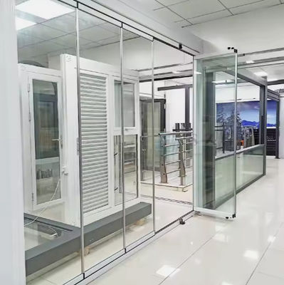 Puerta plegable de aluminio con buen aislamiento acústico EPDM de alta calidad y sellador de silicona para una fácil instalación