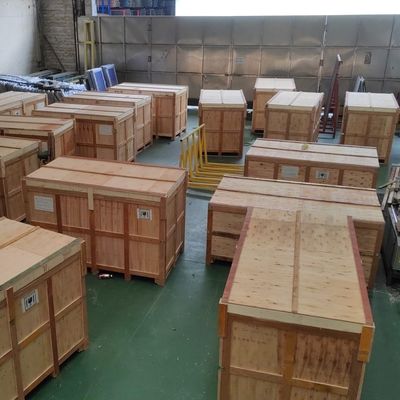 Puerta de vidrio transparente de doble acristalamiento de trabajo pesado aislada térmicamente Puerta doble plegable