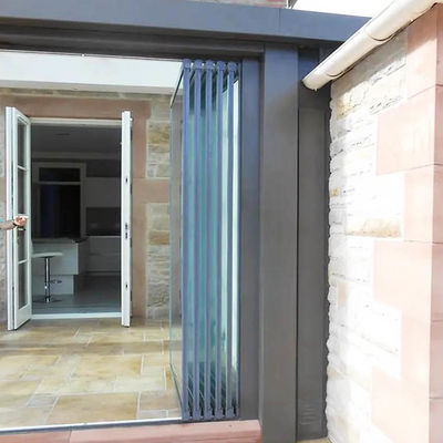 Puerta plegable de aluminio personalizable con material de perfil 6063-T5 y vidrio templado de 12 mm