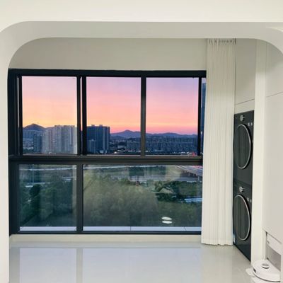Ventanas de aluminio de marco negro con hardware de acero inoxidable y una vida útil de 50 años