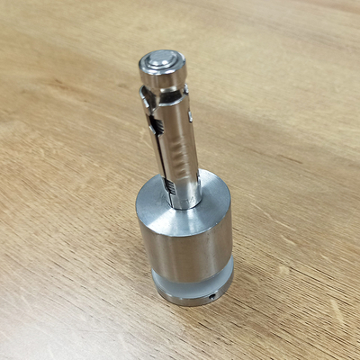 Acero inoxidable ajustable 304 316 Montaje de pared estándar para escaleras de balcón Barandillas de vidrio