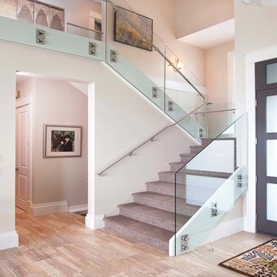 Barandillas de escalera personalizadas con vidrio templado para barandilla de escalera interior