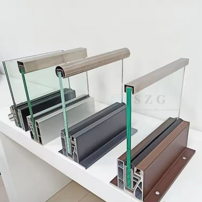 Lamel U Canal de vidrio Balaustrada Instalación montada en la parte superior con vidrio laminado
