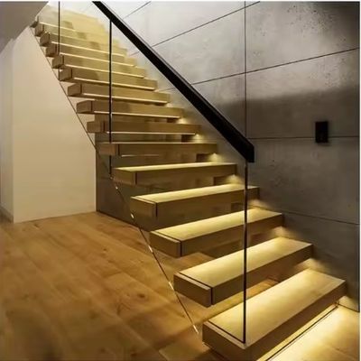 Escalera de madera flotante de interior con diseño elegante con rodadura de roble rojo / roble blanco