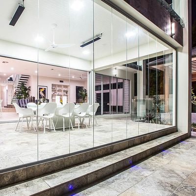 Puerta de patio de vidrio retráctil de doble acristalamiento plegable sin marco